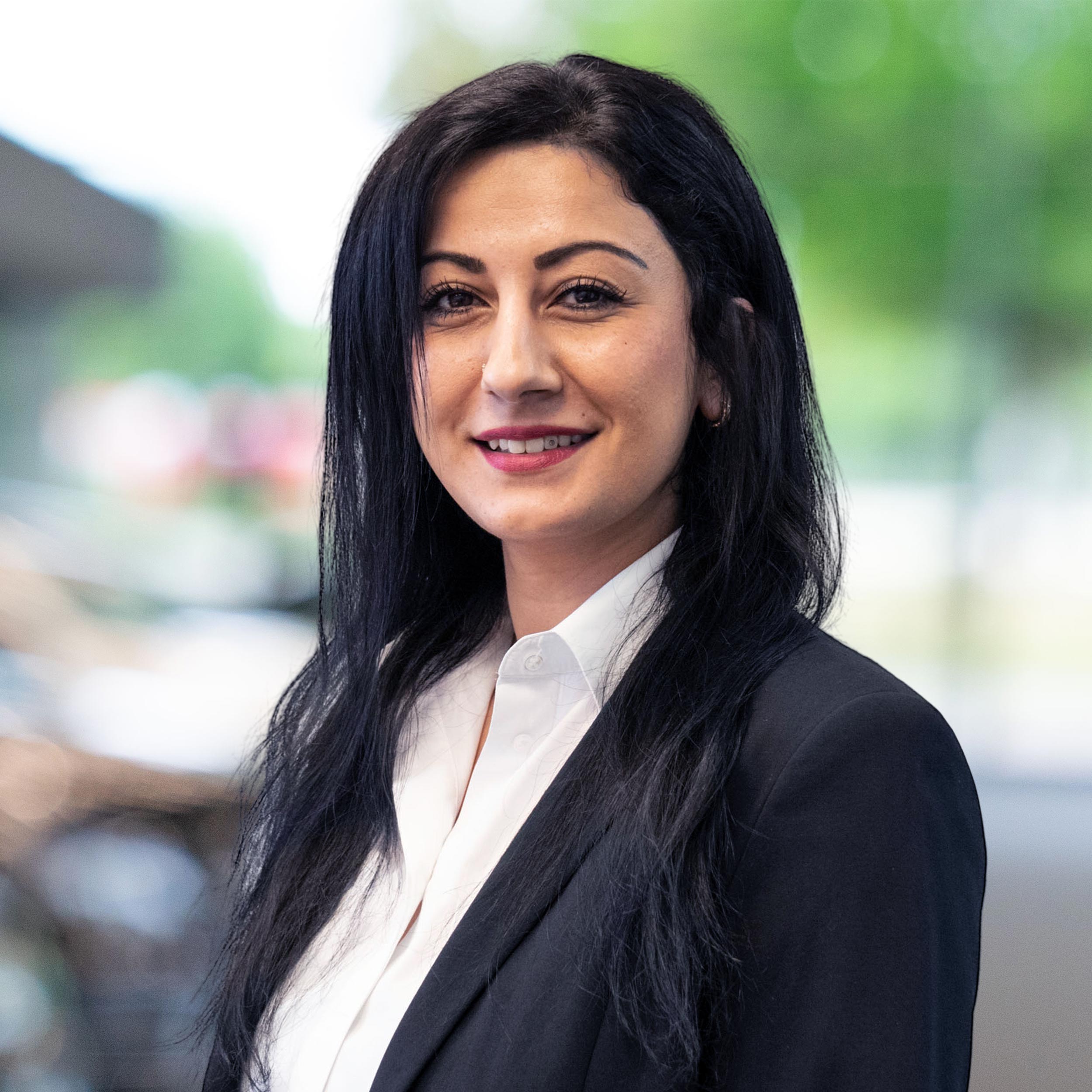 Akzoy Kundenservice Autohaus Kloz Korntal - Öznur Aksoy