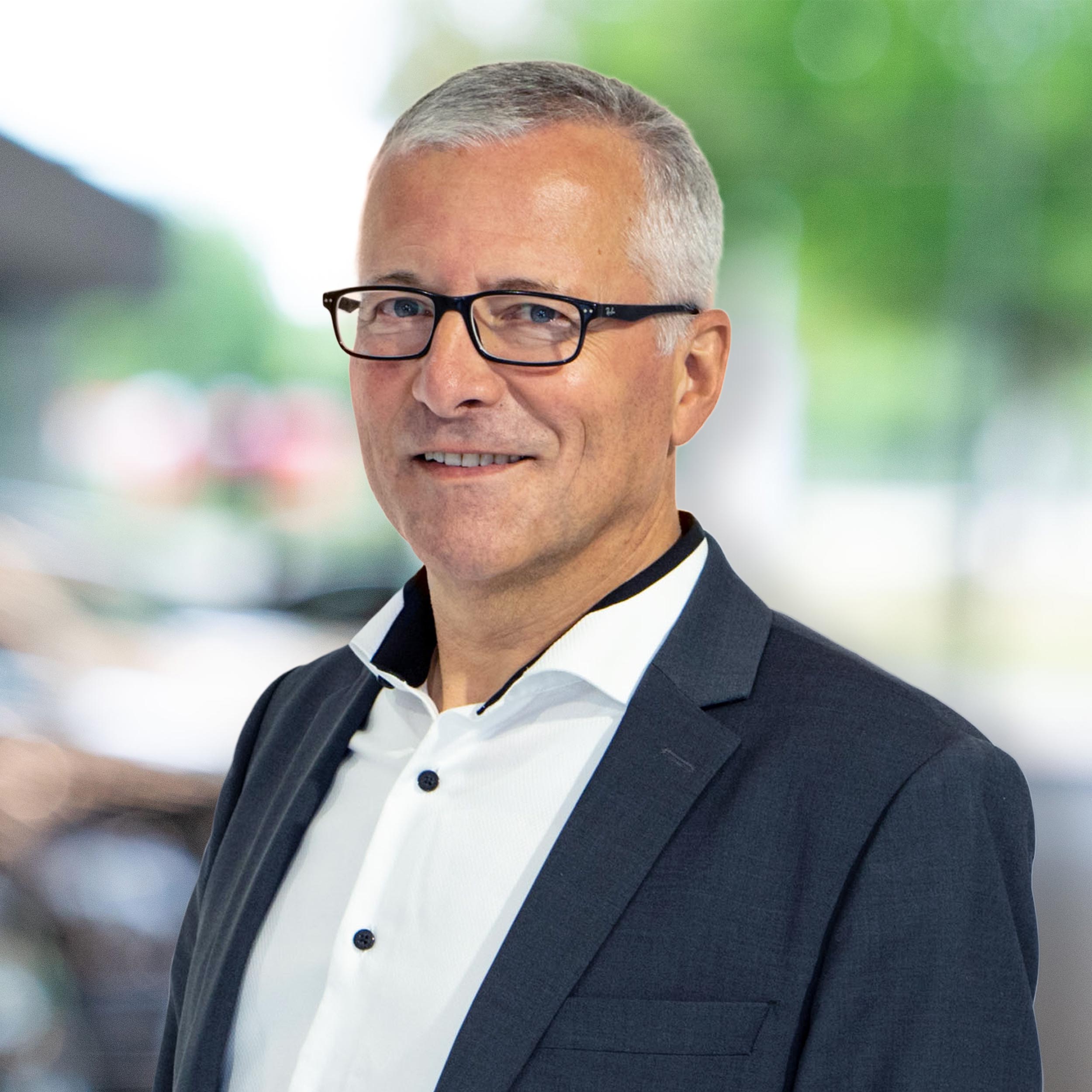 jung PKW-Verkaufsberater Autohaus Kloz Fellbach-Schmiden - Thomas Jung