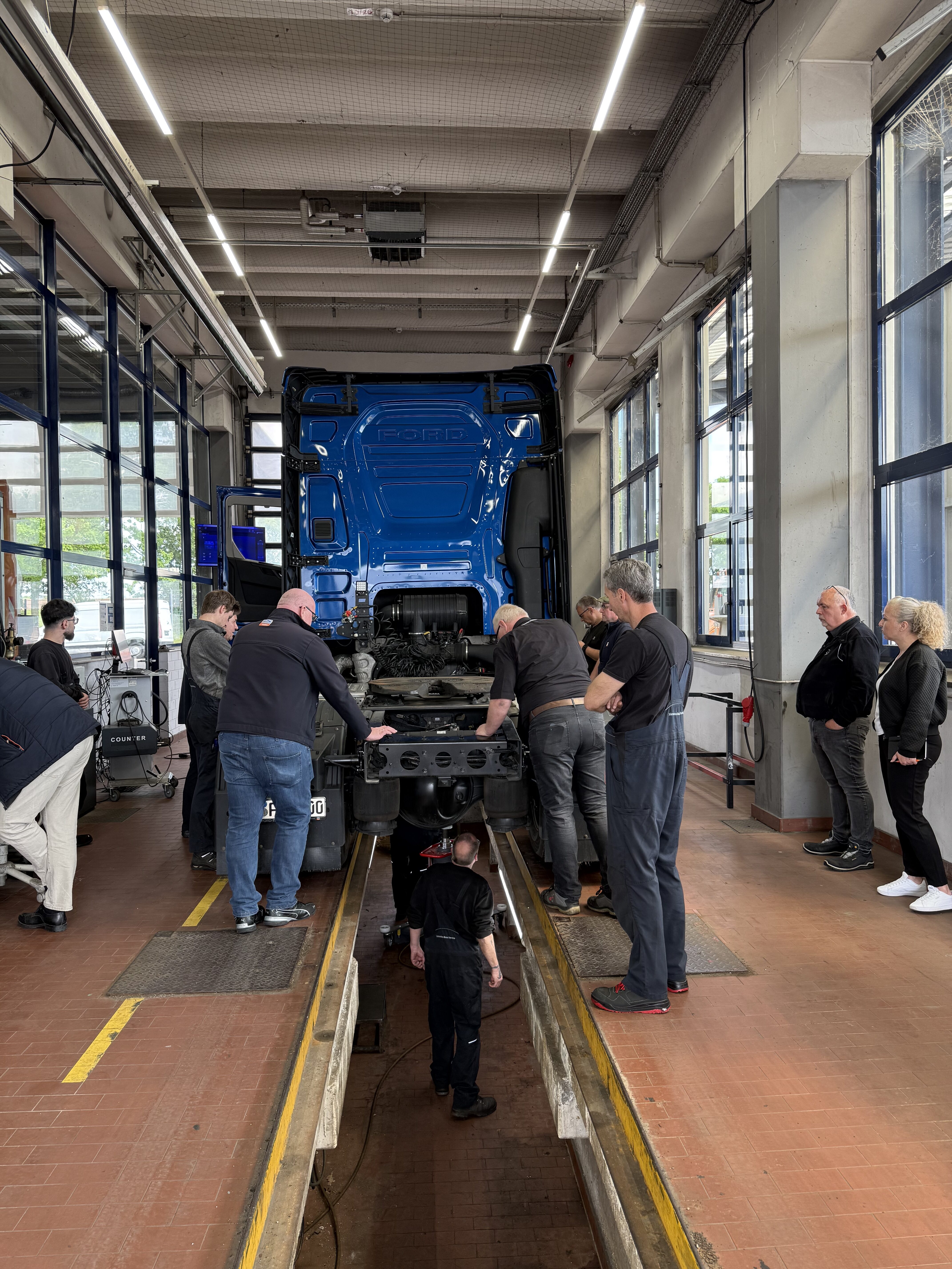 Ford F-MAX Schulung | Autohaus Felix Kloz Schulung am Ford F-MAX bei Autohaus Felix Kloz