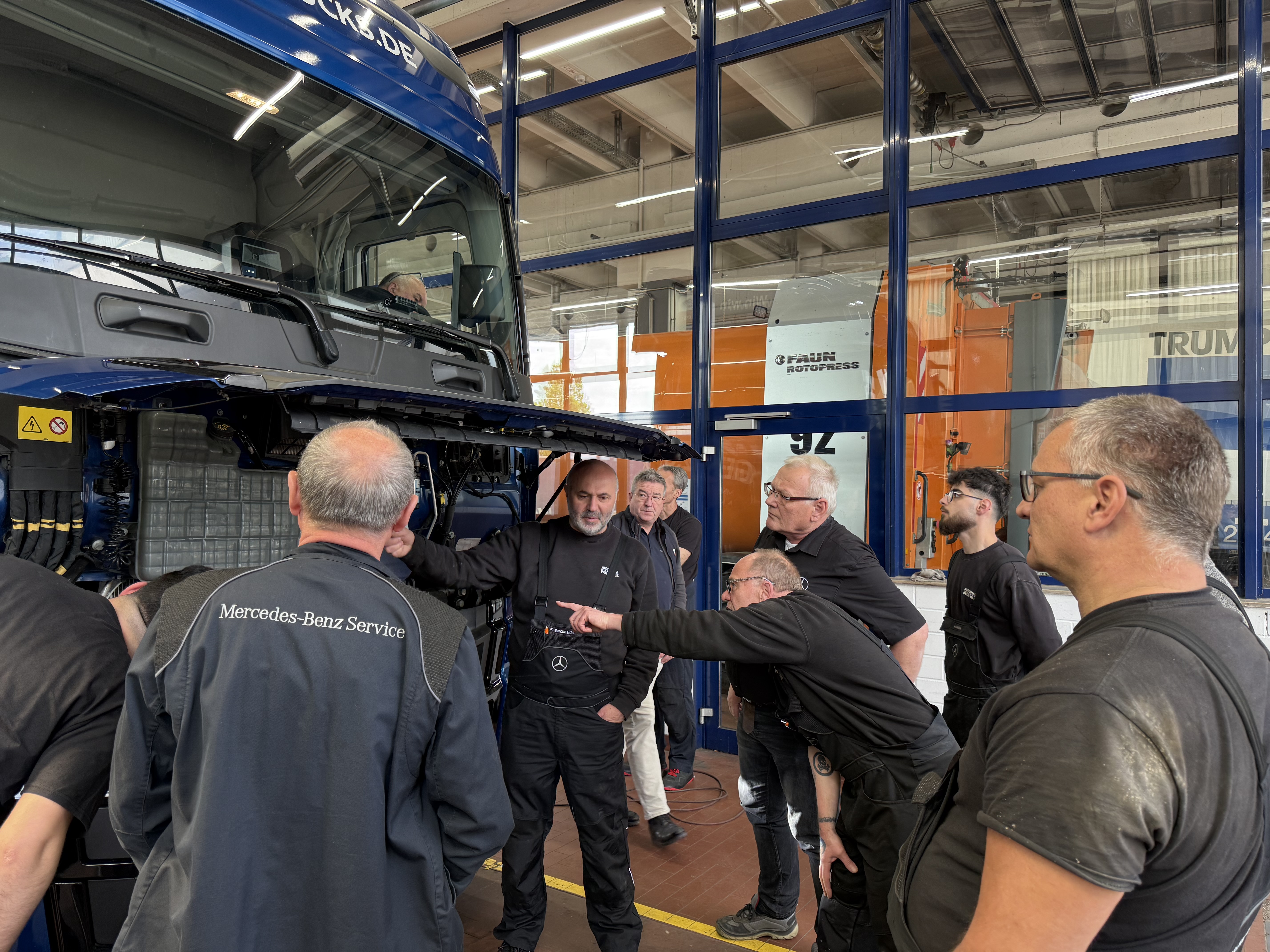 Ford Trucks Schulung | Autohaus Felix Kloz Ford Trucks Schulung bei Autohaus Felix Kloz