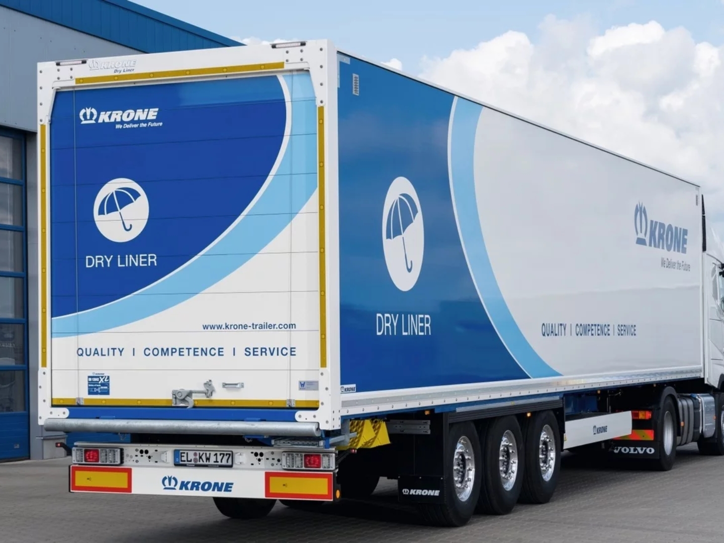 Krone Dry Liner Auflieger im Trailer-Service bei Autohaus Felix Kloz